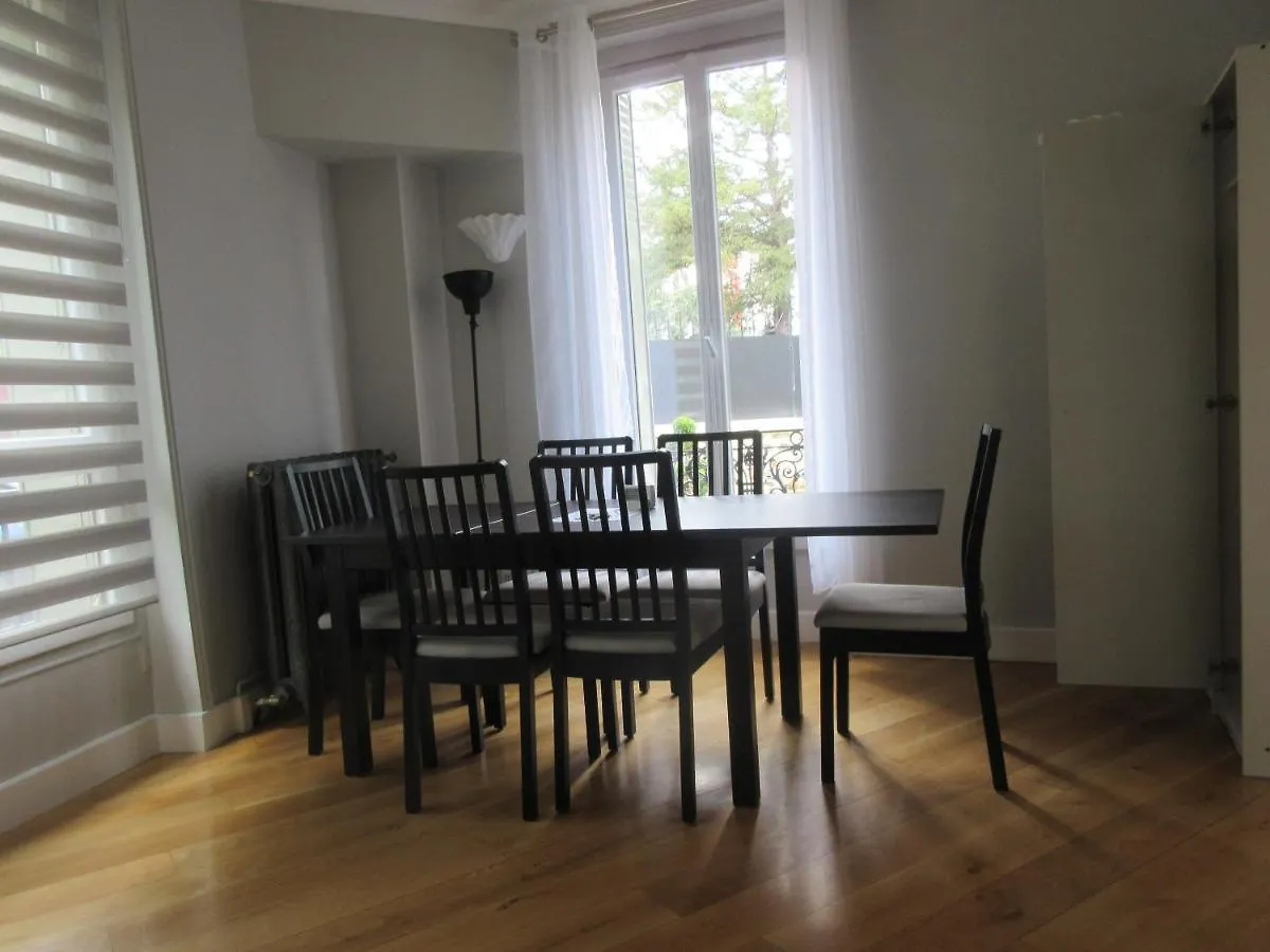 Belle Maison De 5 Pieces Apartment Sceaux  France