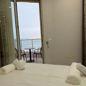sea-view-apartment-durres-2008.albaniahotels.org/